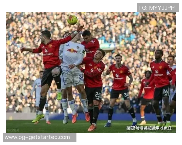 意甲激战曼联大胜本菲卡五球狂潮引发全场沸腾 意甲激战曼联大胜本菲卡五球狂潮引发全场沸腾